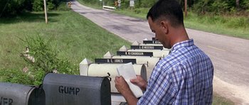 Movie still from “Forrest Gump” (1994), directed by Robert Zemeckis – Medium shot, High angle
