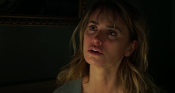 Movie still from “Parallel Mothers” (2021), directed by Pedro Almodóvar – A person with her mouth wide open; Close Up shot, Low angle