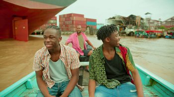 Movie still from “Full Circle” (2023), directed by Steven Soderbergh – Medium shot, Over the shoulder angle