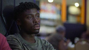 Movie still from “Full Circle” (2023), directed by Steven Soderbergh – Close Up shot, Over the shoulder angle