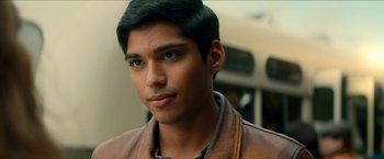 Movie still from “Scary Stories to Tell in the Dark” (2019), directed by André Øvredal – A person wearing a leather jacket; Close Up shot, Over the shoulder angle