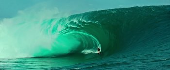 Movie still from “Point Break” (2015), directed by Ericson Core – Extreme Wide shot, Low angle