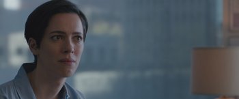 Movie still from “The Gift” (2015), directed by Joel Edgerton – A person with short hair; Close Up shot, Over the shoulder angle