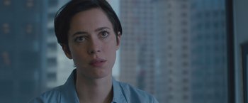 Movie still from “The Gift” (2015), directed by Joel Edgerton – A person with short black hair; Close Up shot, Over the shoulder angle