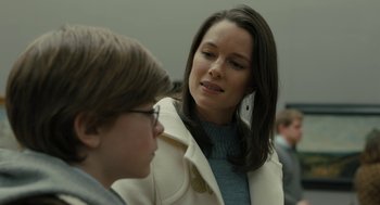 Movie still from “The Goldfinch” (2019), directed by John Crowley – A woman and a boy talking to each other; Close Up shot, Over the shoulder angle