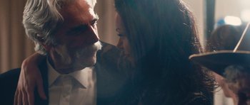 Movie still from “The Hero” (2017), directed by Brett Haley – A man and a woman face to face in a room; Close Up shot, Over the shoulder angle
