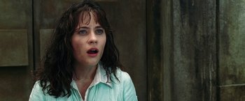 Movie still from “The Hitchhiker's Guide to the Galaxy” (2005), directed by Garth Jennings – A person with wet hair; Close Up shot, Over the shoulder angle