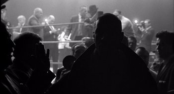 Movie still from “The Hurricane” (1999), directed by Norman Jewison – A black and white photo of a man in a boxing ring; Close Up shot, Low angle