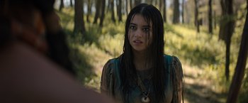 Movie still from “Prey” (2022), directed by Dan Trachtenberg – Close Up shot, Over the shoulder angle