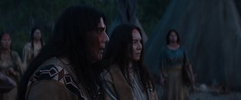 Movie still from “Prey” (2022), directed by Dan Trachtenberg – Medium shot, Over the shoulder angle