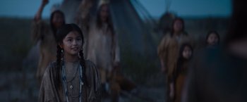 Movie still from “Prey” (2022), directed by Dan Trachtenberg – Medium shot, Over the shoulder angle