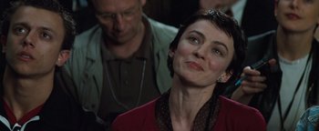 Movie still from “Queen of the Damned” (2002), directed by Michael Rymer – A person looking up at something; Close Up shot, Over the shoulder angle