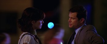 Movie still from “The Lake House” (2006), directed by Alejandro Agresti – A man and a woman standing next to each other; Close Up shot, Over the shoulder angle