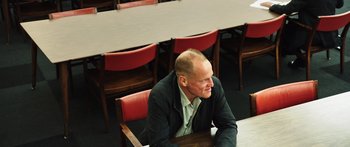 Movie still from “Rampart” (2011), directed by Oren Moverman – Medium shot, High angle