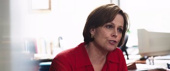 Movie still from “Rampart” (2011), directed by Oren Moverman – Close Up shot, Over the shoulder angle