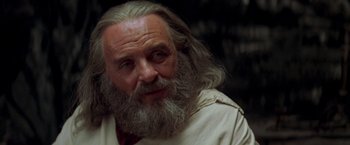 Movie still from “The Mask of Zorro” (1998), directed by Martin Campbell – An old man with a long white beard; Close Up shot, Low angle