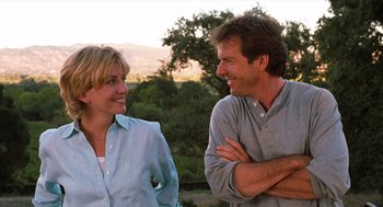 Movie still from “The Parent Trap” (1998), directed by Nancy Meyers – A man and a woman are talking to each other; Medium shot, Low angle