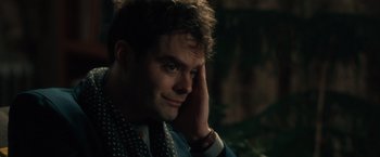 Movie still from “The Skeleton Twins” (2014), directed by Craig Johnson – A person wearing a suit and tie; Close Up shot, Over the shoulder angle