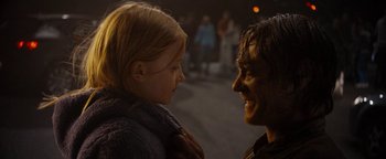 Movie still from “The Wave” (2015), directed by Roar Uthaug – A man and a woman are talking to each other; Close Up shot, Over the shoulder angle