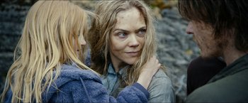 Movie still from “The Wave” (2015), directed by Roar Uthaug – A woman with long blonde hair is holding another woman's shoulder; Close Up shot, Over the shoulder angle