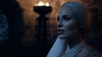 Movie still from “Underworld: Blood Wars” (2016), directed by Anna Foerster – A woman with a white veil looking into the distance; Close Up shot, Over the shoulder angle