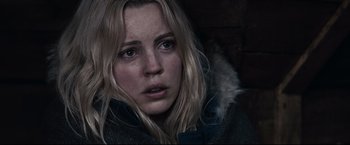 Movie still from “30 Days of Night” (2007), directed by David Slade – A person wearing a jacket; Close Up shot, Over the shoulder angle
