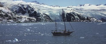 Movie still from “50 First Dates” (2004), directed by Peter Segal – A boat that is in the water; Extreme Wide shot, High angle