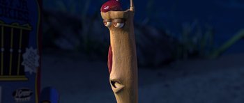 Movie still from “A Bug's Life” (1998), directed by John Lasseter – An animated character is standing in the sand; Close Up shot, High angle