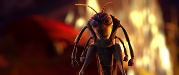 Movie still from “A Bug's Life” (1998), directed by John Lasseter – An animated bug is standing in front of a blurry background; Extreme Close Up shot, High angle