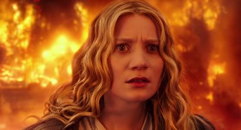 Movie still from “Alice Through the Looking Glass” (2016), directed by James Bobin – A person with long blonde hair; Close Up shot, Low angle