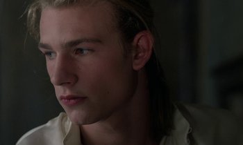 Movie still from “Tous les matins du monde” (1991), directed by Alain Corneau – A person with long blonde hair; Close Up shot, Over the shoulder angle