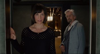 Movie still from “Ant-Man” (2015), directed by Peyton Reed – A man and a woman standing next to each other in a room; Medium shot, Over the shoulder angle