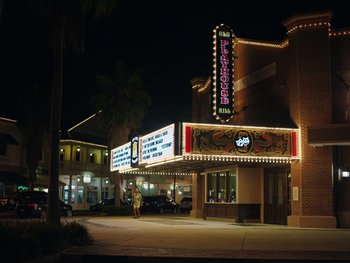 Movie still from “Some Kind of Heaven” (2020), directed by Lance Oppenheim – Extreme Wide shot, Low angle
