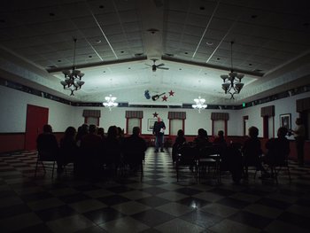 Movie still from “Some Kind of Heaven” (2020), directed by Lance Oppenheim – Extreme Wide shot, High angle