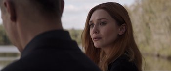 Movie still from “Avengers: Endgame” (2019), directed by Anthony Russo – A woman with long red hair is looking at a man; Close Up shot, Over the shoulder angle