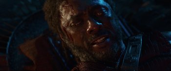 Movie still from “Avengers: Infinity War” (2018), directed by Anthony Russo – Extreme Close Up shot, Overhead angle