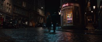 Movie still from “Avengers: Infinity War” (2018), directed by Anthony Russo – Wide shot, Over the shoulder angle