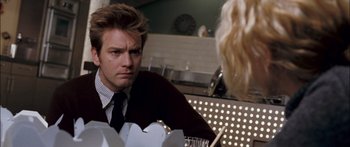 Movie still from “Stay” (2005), directed by Marc Forster – A man and a woman are looking at each other in the mirror; Close Up shot, Over the shoulder angle