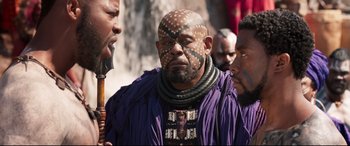 Movie still from “Black Panther” (2018), directed by Ryan Coogler – Medium shot, Over the shoulder angle