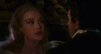 Movie still from “Black Sabbath” (1963), directed by Mario Bava – A man and a woman are looking at one another; Close Up shot, Over the shoulder angle