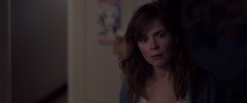 Movie still from “Breathe” (2014), directed by Mélanie Laurent – A person with long hair; Close Up shot, Over the shoulder angle