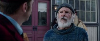 Movie still from “The Call of the Wild” (2020), directed by Chris Sanders – An older man with a beard and a hat; Close Up shot, Over the shoulder angle