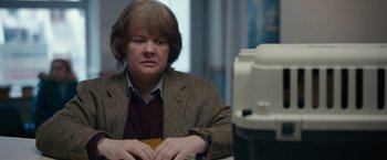 Movie still from “Can You Ever Forgive Me?” (2018), directed by Marielle Heller – A woman sitting at a desk in front of a computer; Close Up shot, Over the shoulder angle