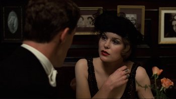 Movie still from “Chariots of Fire” (1981), directed by Hugh Hudson – A man and a woman are looking at each other; Close Up shot, Over the shoulder angle