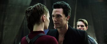 Movie still from “The Dark Tower” (2017), directed by Nikolaj Arcel – A man and a woman talking to each other; Close Up shot, Over the shoulder angle