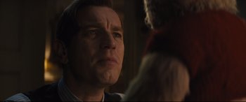 Movie still from “Christopher Robin” (2018), directed by Marc Forster – A person looking at a person; Close Up shot, Over the shoulder angle