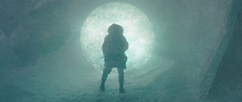 Movie still from “The Day the Earth Stood Still” (2008), directed by Scott Derrickson – Wide shot, Low angle