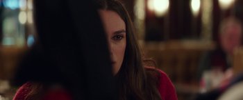 Movie still from “Collateral Beauty” (2016), directed by David Frankel – A person with long hair; Close Up shot, Over the shoulder angle