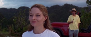 Movie still from “Contact” (1997), directed by Robert Zemeckis – A person wearing a white t - shirt; Close Up shot, Low angle