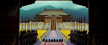Movie still from “Curse of the Golden Flower” (2006), directed by Yimou Zhang – A large stage with a large stage with a large stage with a large stage with a large stage with a large stage with a large stage with a; Extreme Wide shot, High angle